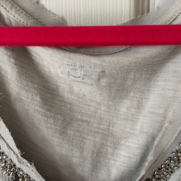 Loft petite tank top $12 each - Picture 3 of 5